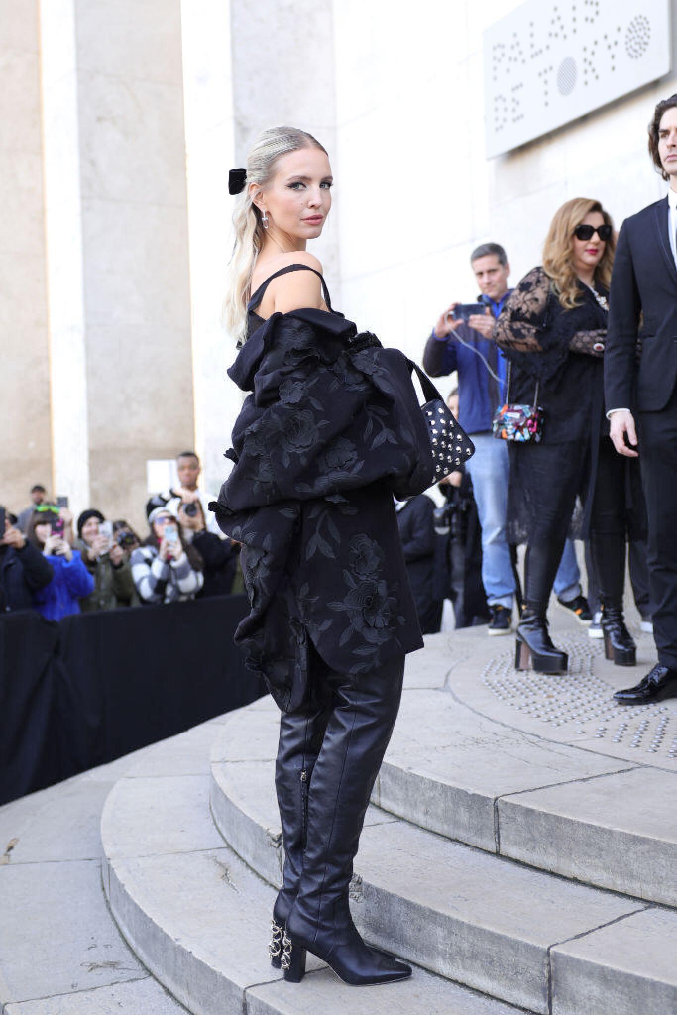 Leonie Hanne fashion Ellie Saab