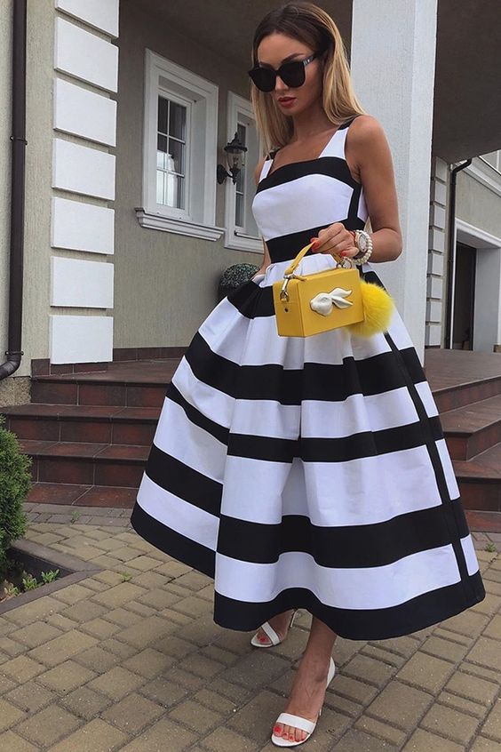 sleeveless Striped dresses