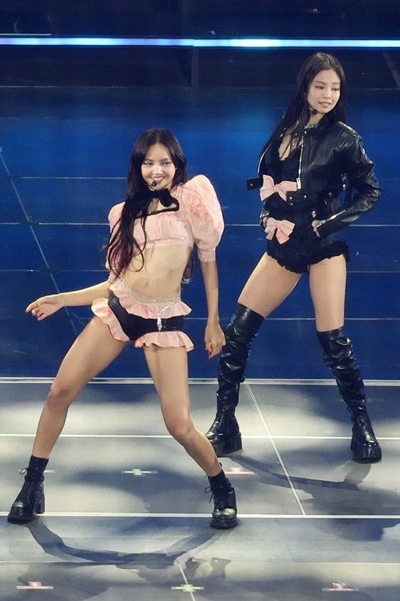 Black and Pink Custom Outfits Born Pink World Tour outfits
