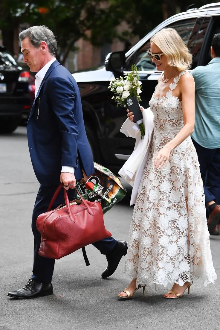 Naomi Watts  Celebrity wedding dresses