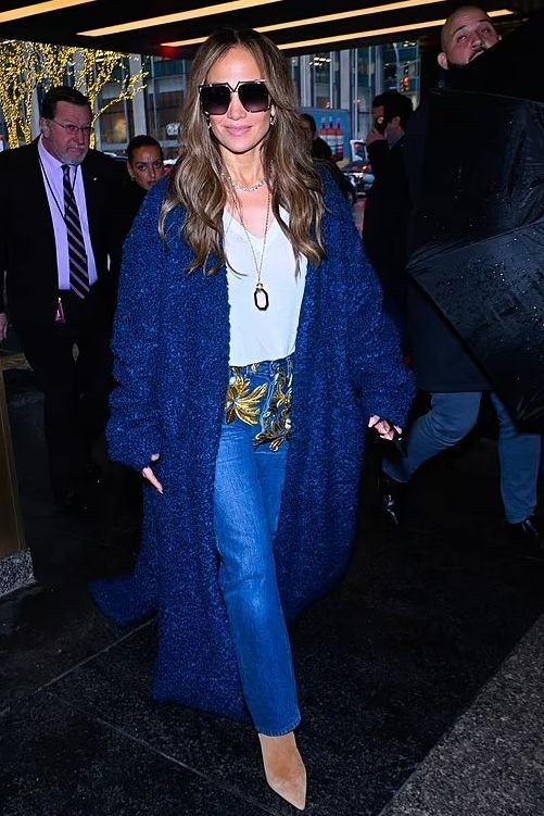 Jennifer Lopez street style in Valentino pants