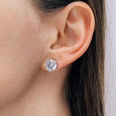 Diamond Valentine's Day Earring Gifts