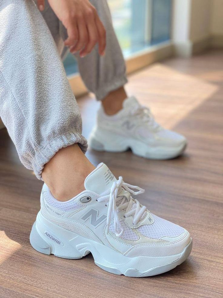 trendy footwear for ladies