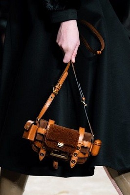 Bag Trends 3. Smart Bags