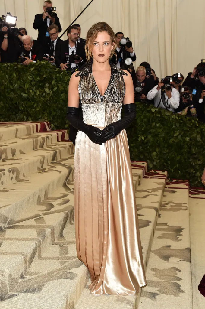 Riley Keough 2021 met gala