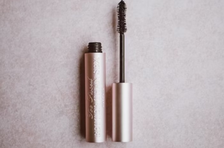 party makeup Mascera