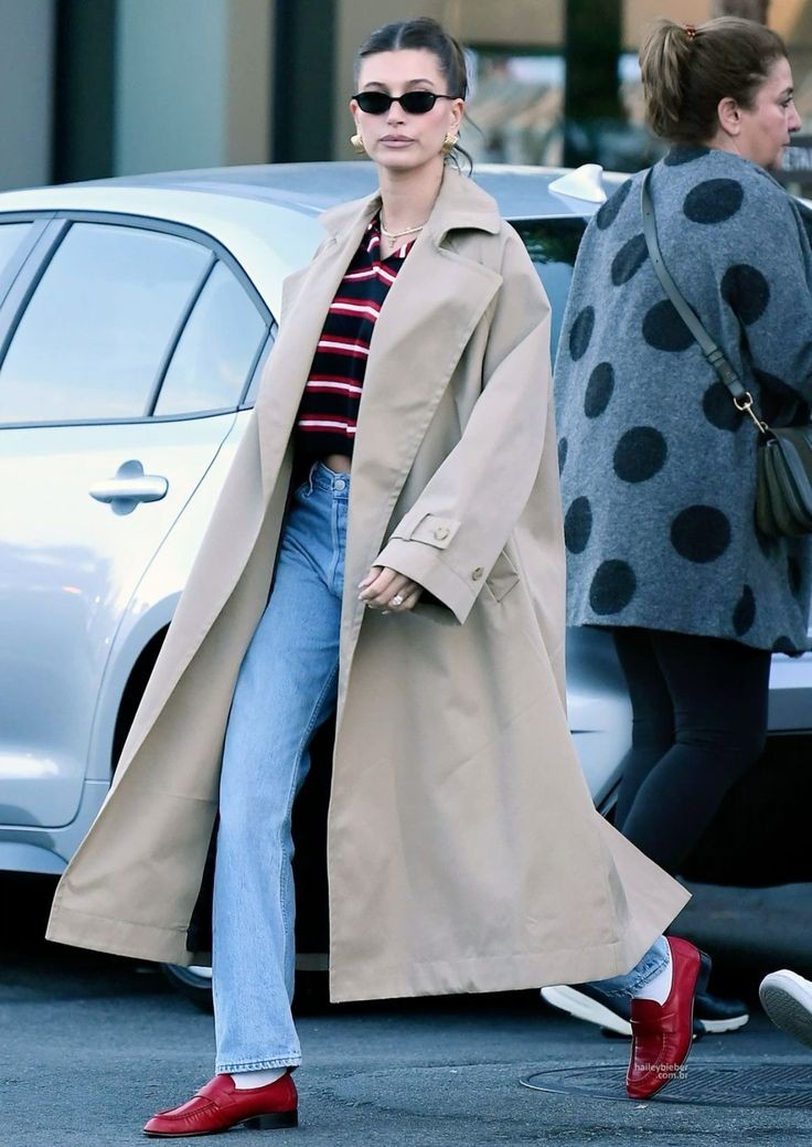 Hailey Bieber celebrity street style