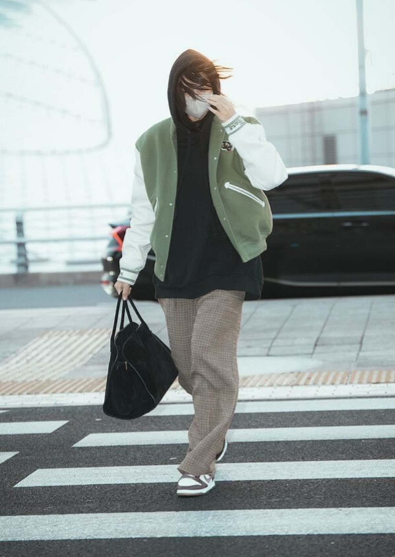 Lisa K-pop street style