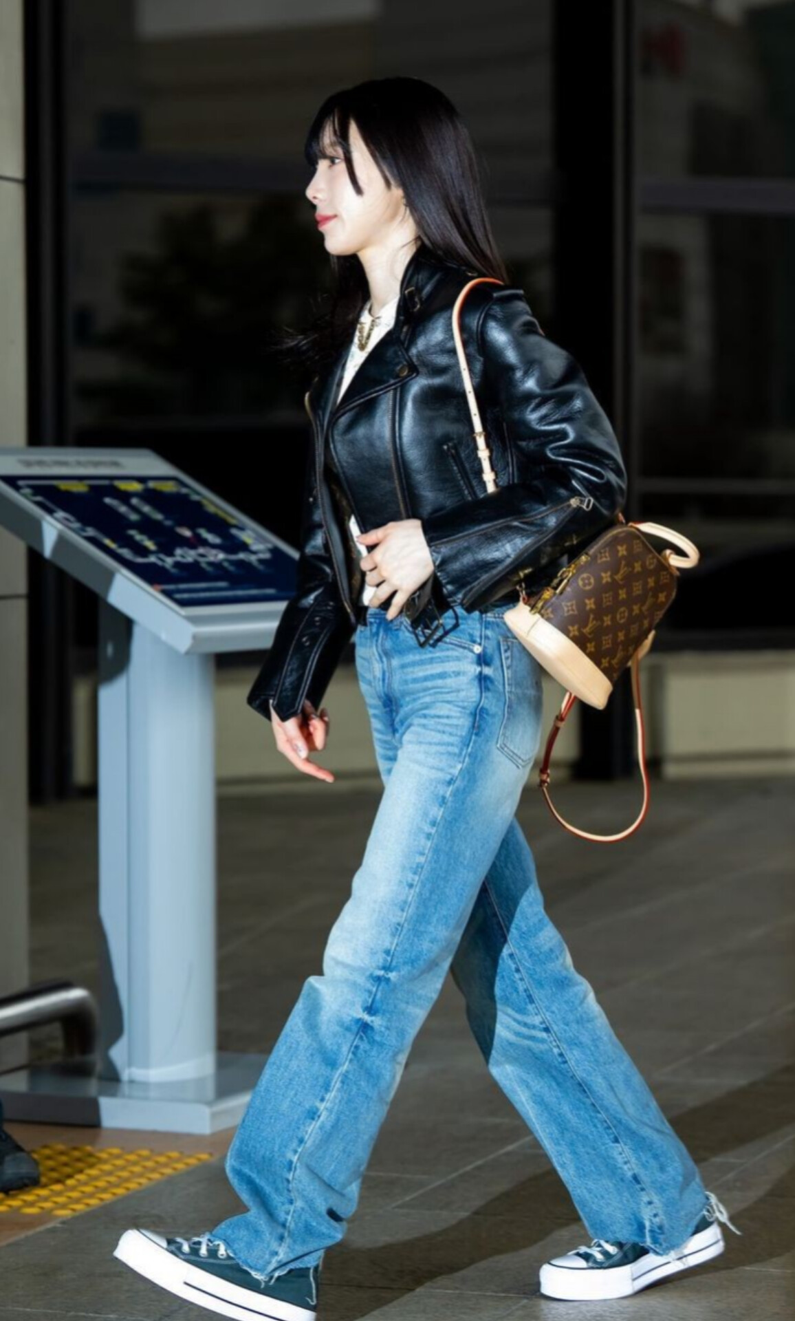 Teayeon K-pop street style