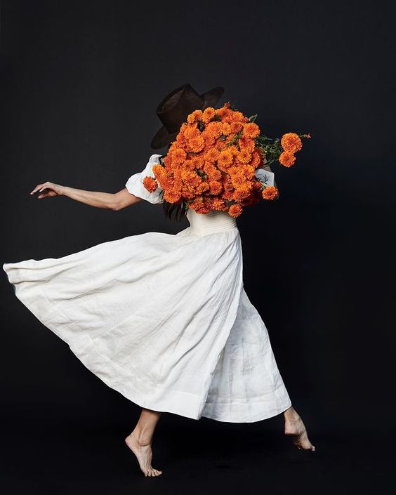 Roles of Garments in Modern Society 001