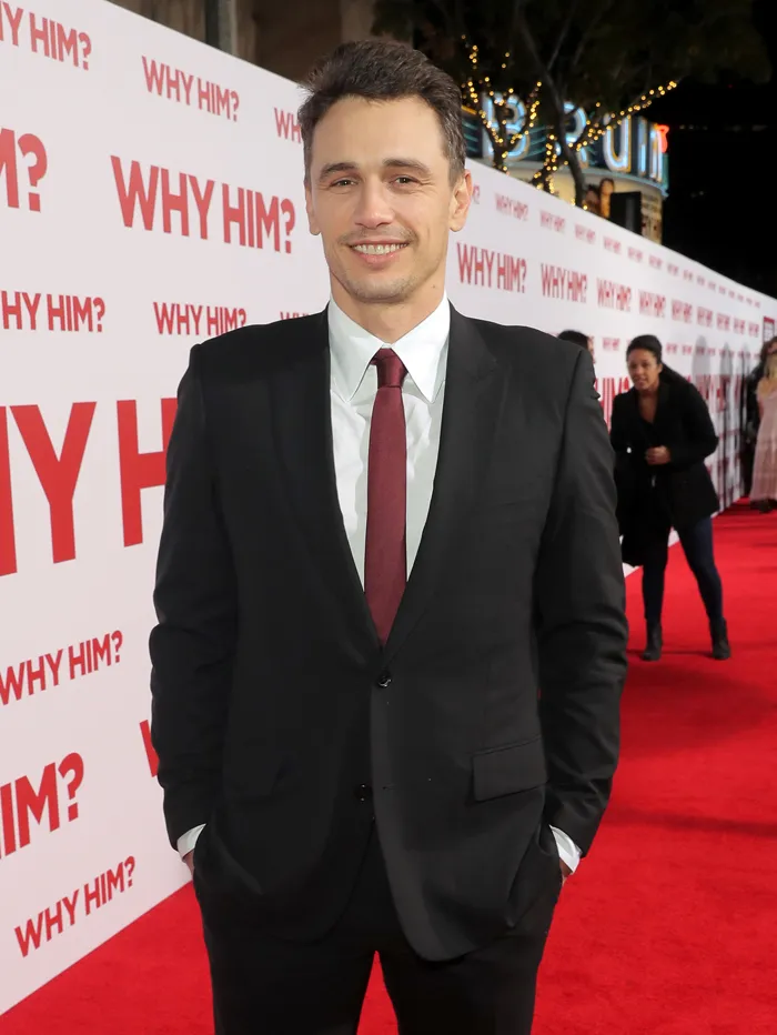 James Franco hot in suit