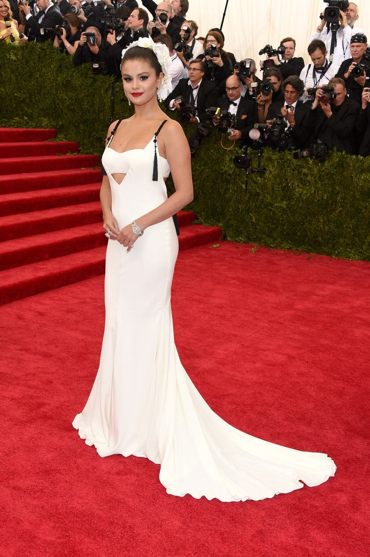 Selena Gomez Outfits Met Gala