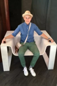 Ellen DeGeneres goes casual