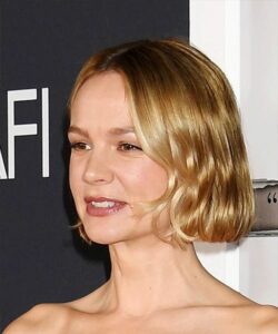 Carey Mulligan sleek bob