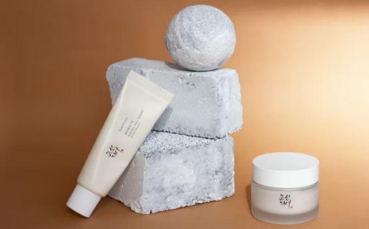 Tips for Treating Dry Skin: exfoliate