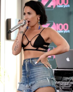 Demi Lovato sexy and hot