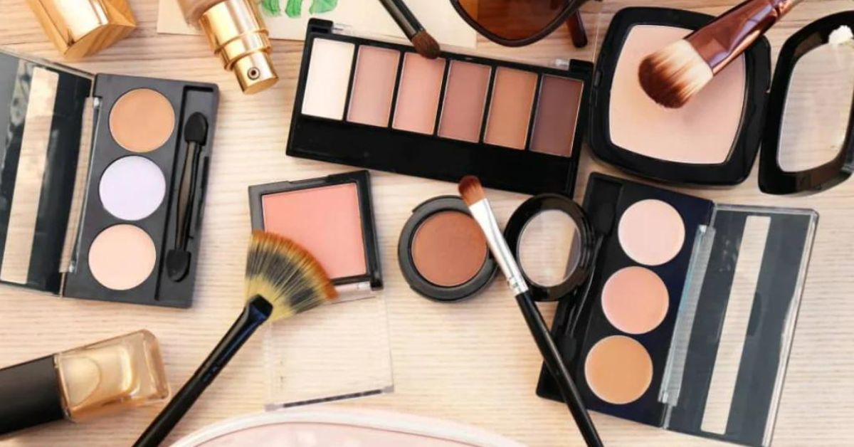 How Do You Know if Makeup Products Are Expired? | Fashonation