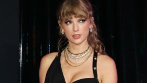 Taylor Swift Layered Necklaces