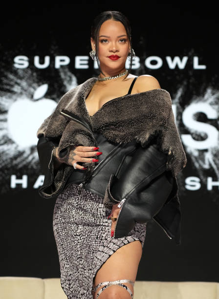 Rihanna outfits Super Bowl