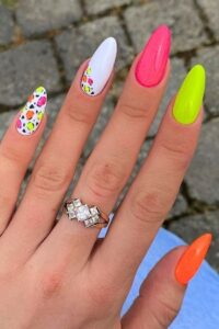 Top Nail Trends and Ideas 1: Bright and Bold Nail Colors
