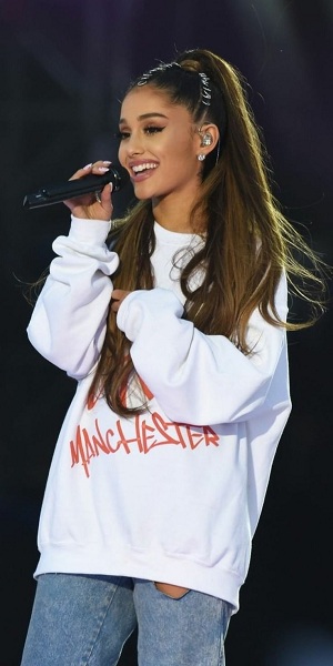 Ariana Grande Style teen 