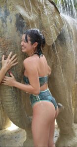  Peyton Elizabeth Lee sexy boho chic outfit