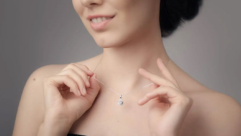 diamond necklaces featured image
