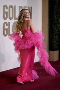 Margot Robbie fashion/ lovely Margot Robbie 