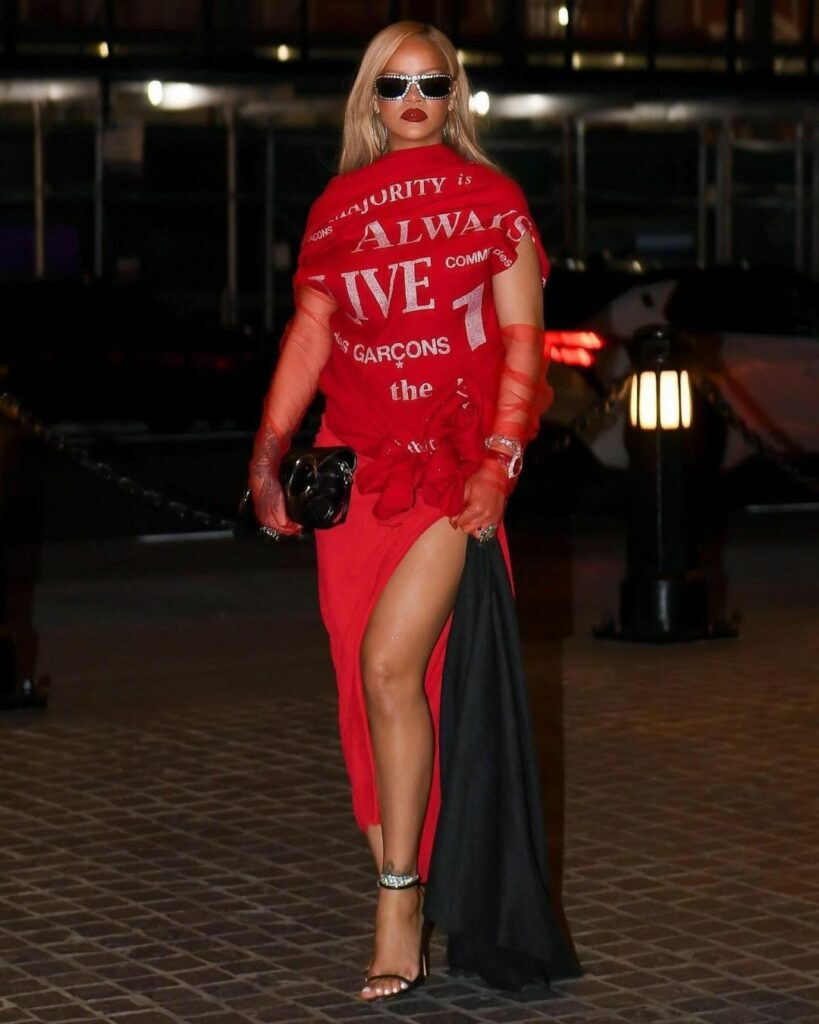 Rhianna thigh-high slit skirt 1