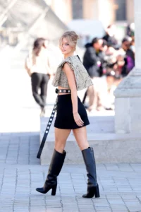 samara-weaving-casual cool