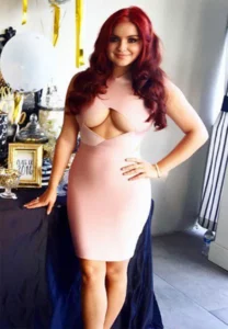 ariel-winter-underboob-graduation-dress-ftr
