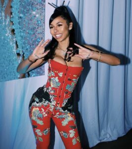 mariah-the-scientist-cute-date-outfit.