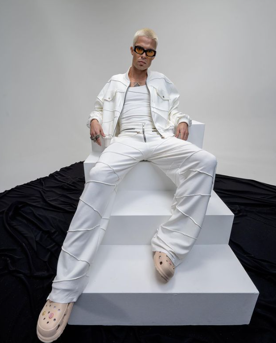 Tokyo James White Rib Monocromatic light Bomber jacket