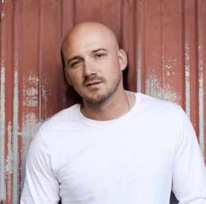 #Morgan Wallen new haircut style