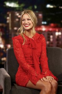 Rocking in the Bold Red: Melissa Benoist