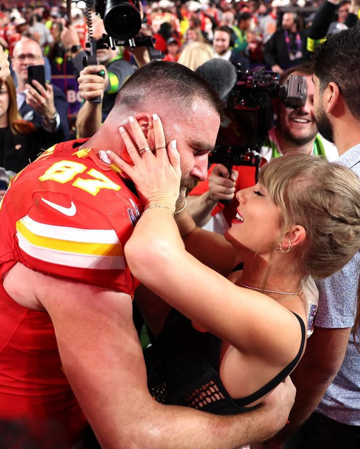 Taylor and Travis sporting event