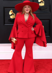 Elle king hot outfit 