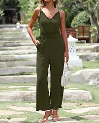 summer 2024 fashion trends green pantsuit