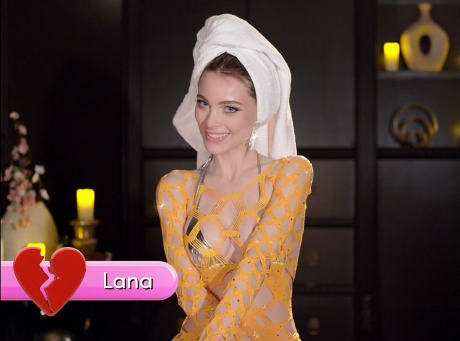 7 Stylish Dress Designs to Copy from Lana Rhoades