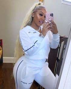 Ari Flecher white wear