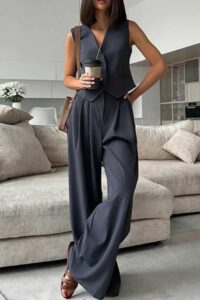 Wide-Leg Trousers 2