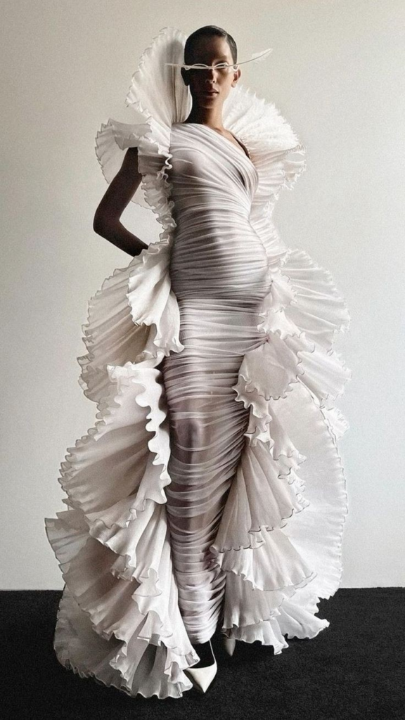 Robert Wun's FW24 Fashion: Embracing Futurism 004