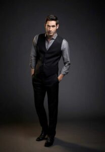 Tom Ellis black outfit