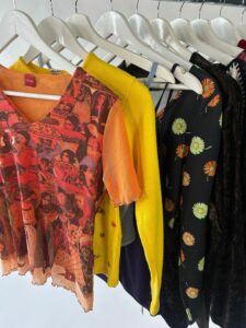 vintage clothing shops
