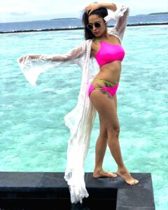 Saini Nehwal pink bikini