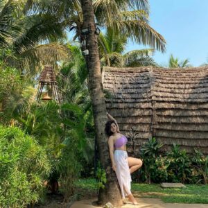 Ketika Sharma sexy nude hot fashion