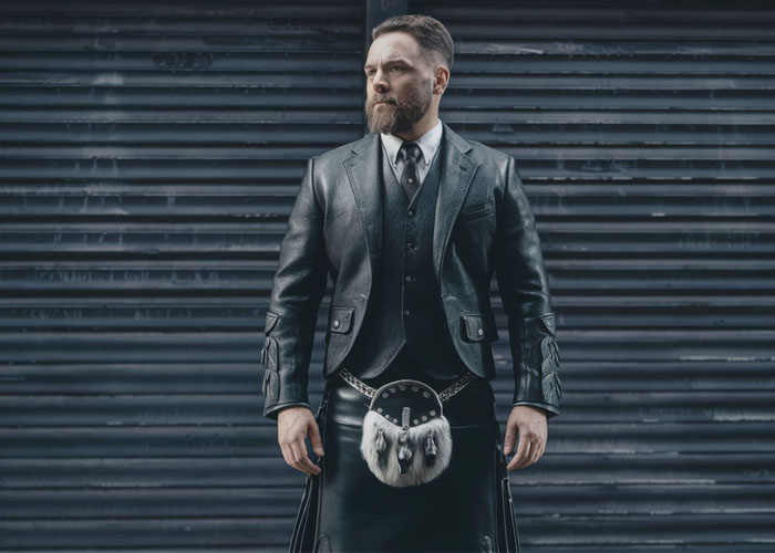 leather kilts black 