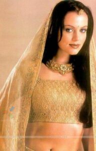 Yana Gupta hot saree