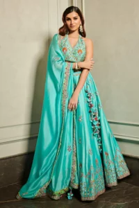 Tara Sutaria emerald green gown