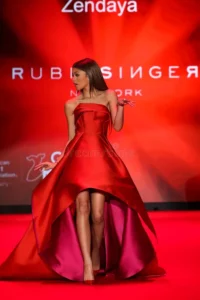 Zendaya sesy red dress red carpet